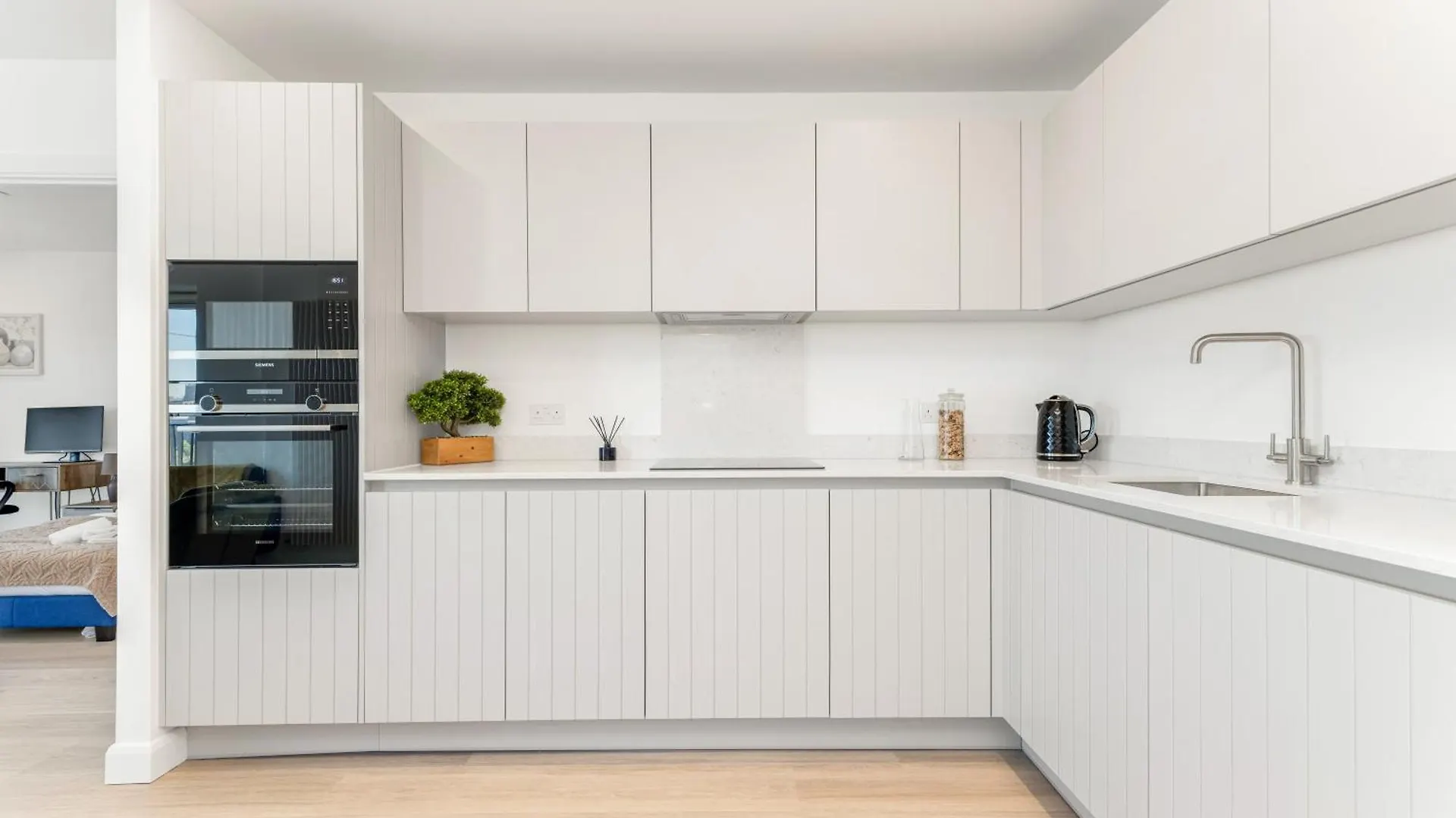 Urban Luxe Retreat Apartment London