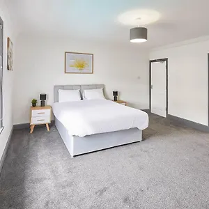 Host & - Clarendon Redcar